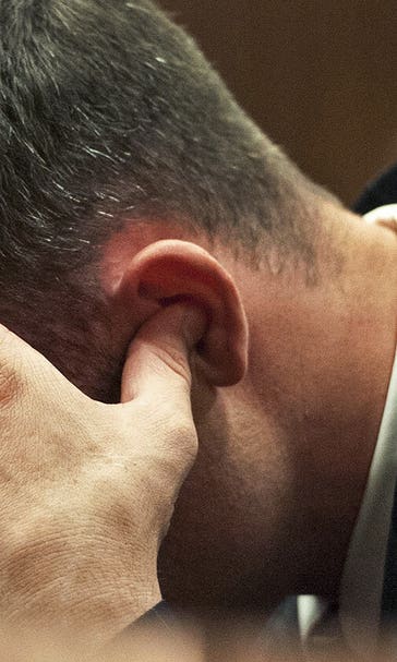 Pistorius trial: Photos show evidence was moved